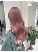 ピンクベージュ