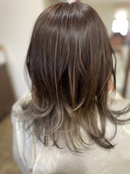 お客様一人一人と向き合い、丁寧にカウンセリングをしてなりたいスタイルをかなえるサロン【Relief】