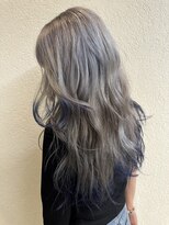 シュール(Sure)&nbsp;ハイトーンシルバーと裾カラー