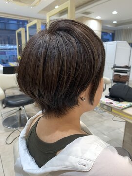 アッシュ 仙川店(Ash) 大人ショートボブ丸みショートカットマッシュショート前髪あり