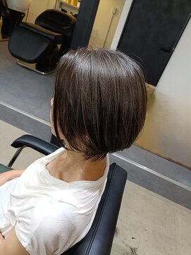 ナウト(now.t) 【ＳＨＯＲＴＢＯＢ】