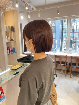 キャンバス バイ ネオリーブ 横浜西口(Canvas by neo.) 切りっぱなしボブ ミニボブ ベージュ 地毛風ストレート