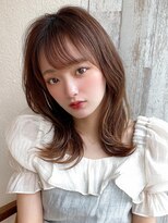 ラルユー 金山(LallYou)&nbsp;韓国風レイヤー/外ハネくびれ/ミディアムレイヤー/ぱっつん前髪