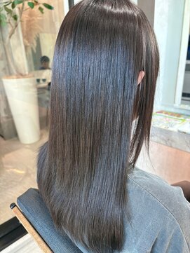 アイル(AILU) オリーブグレー×ストレート