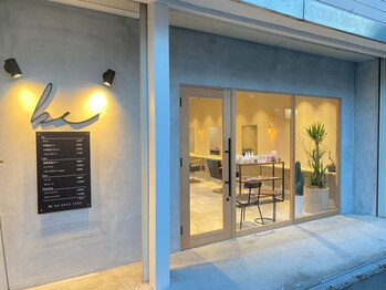 ビー(be)の写真/【都島駅徒歩2分】実力派スタイリストによる、白髪ぼかしハイライトと似合わせカットで新しい私へ。