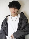 メンズヘアカット韓国マッシュ黒髪フェザーパーママガジンパーマ