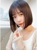 earthショートレイヤーボブミルクティー丸みショートボブ