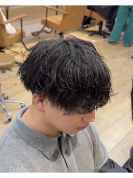 シルク バイ ルカ(SilQ by Luca) シャドウパーマ