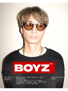 ゾーイボーイズ(ZOEY BOYZ) ハイライトマッシュショート白髪