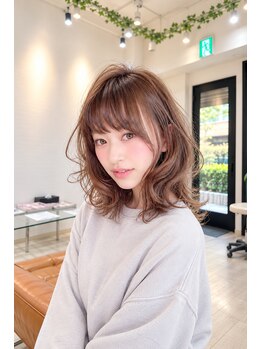クラシア(Cracia)の写真/女性からの圧倒的な支持率を得るCracia。貴女がより素敵に、毎日が楽しくなるカールスタイルをご提供♪