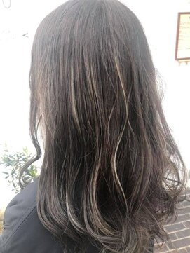 エルモ(ELMO) ハイライトアッシュ