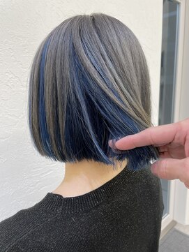 アナ ラーナ(Anna Lanna) 2ブリーチでシルバーとインナーブルー【奥村北斗】