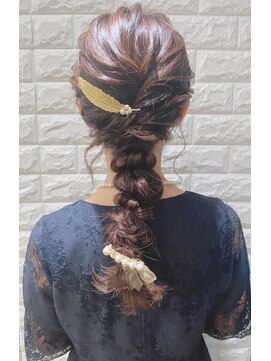 ジャムスタイリングハウス(JAM STYLING HOUSE) ☆キレイ目タイト編みアレンジ☆