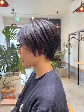 ヘア サロン ルート 幕張(Hair Salon ROUTE) 《大人可愛い》20代30代40代前下がりショート [ROUTE 幕張店]