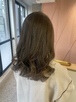 ユニバーストーキョー 池袋東口店(universe tokyo)&nbsp;オリーブベージュ