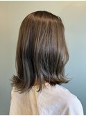 オリーブベージュ/ワンレンミディアム/顔まわりレイヤー