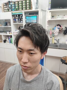 トリイ(TORII) アップバングショート