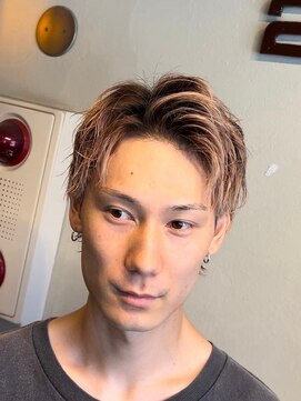 ミリオンバックス 神田店(Million Bucks) スパイキーショート/スペインカール<理容室>[メンズ/床屋/神田]