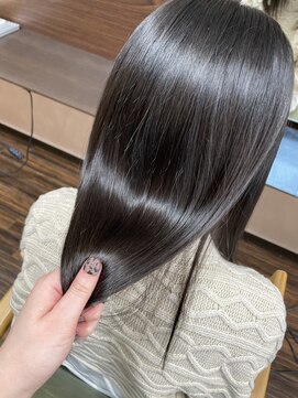 レアナ バイ ニーナ(Leana by NINA) 髪質改善ストレート