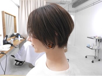 ハット(HUT)の写真/アナタの魅力を惹きだす施術で、憧れの“小顔”を実現します♪[ショート/イルミナ/ニュアンスショート]