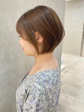 ヴィサージュアクト(VISAGE a.c.t) ブリーチなしベージュ×ショートボブ