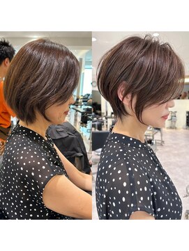 バンプ ギンザ(BUMP GINZA) 30代40代50代絶壁解消ひし形小顔前下がり大人ショートボブNAYU