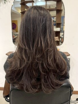 ルイ(ROUIS produced by LUCK 津田沼) ROUIS 津田沼 ハイライト×グレー