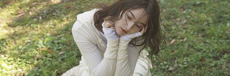 イリ(iri)のサロンヘッダー