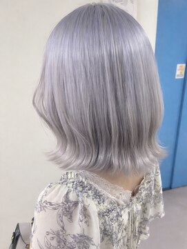 シェノン(CHAINON) White silver