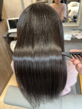 ヘアーアンドスパ シャロームソアーズ(Hair&Spa Shalom Soirs) 髪質改善/ヘッドスパ/縮毛矯正