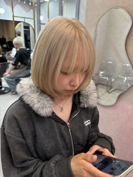 ロンド レア 天神大名店(Lond Le’a) 10代20代30代ミディアムレイヤー似合わせカット大人ガーリー