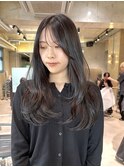 大人レイヤーロングミディアムレイヤー暗髪　就活カラー