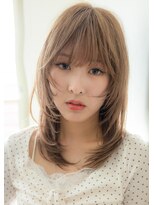 ソレイユ イワタ(SOLEIL IWATA)&nbsp;透けベージュ × レイヤーミディ