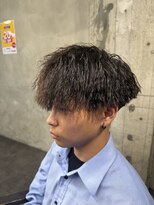 クロウ 豊川(CROW)&nbsp;縦落ちツイストパーマシャドウパーマ豊川メンズパーマ