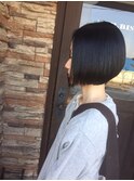 ショートボブ（縮毛矯正）