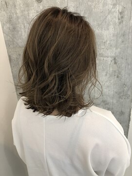 ベロ(bello) 【bello 】ライトグレージュ