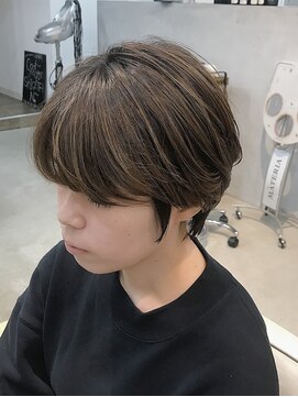 ニカイ(NIKAI.) 【うざバング】ハンサムショート×エアタッチ