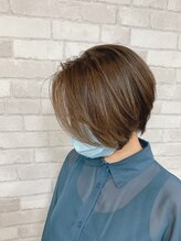 ヘアーアンドメイクビィフォー(hair&make b four)