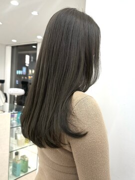 ガーデンヨコハマ(GARDEN YOKOHAMA) オリーブグレーベージュブリーチなしダブルカラーイメチェン美髪