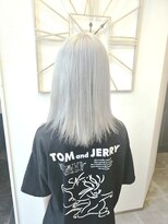 ヘアーアンドビューティ カリテス(Hair & Beauty Charites)&nbsp;ホワイトカラー