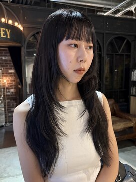 ノラ ヘアーサロン(NORA HAIR SALON) 似合わせ顔まわりレイヤーカットロングレイヤー暗髪ブリーチなし