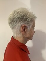 テン アヴェダ(TEN AVEDA) 女性らしさを残しつつスッキリショート