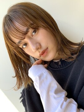 スミス 上野(smith) レイヤーカットハッシュカット顔まわりミディアムロング