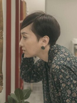 トゥーシャンプー メルヘン(toshampoo)の写真/伸びても境目が目立ちにくい白髪を自然にぼかしながら白髪染めとは思えない透明感を演出♪