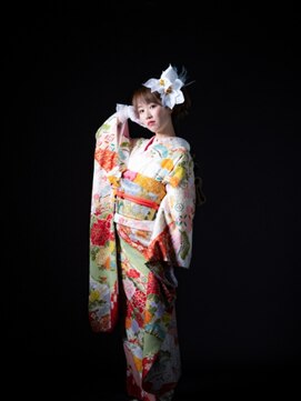 ミノル(MINORU) 成人式 着付ヘアメイク振袖レンタル受付中♪