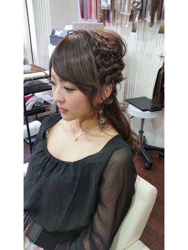 ポニー(Ponny) ☆ハーフアップ☆