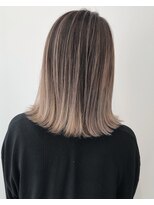 アライブ キチジョウジ(ALIVE Kichijoji)&nbsp;ALIVE吉祥寺 ロブイルミナカラーシースルーカラーヘルシーロング