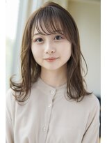 グリッター(GRITTERs) ＊透明感抜群＊シルキーベージュ斜めバング外ハネミディアム＊