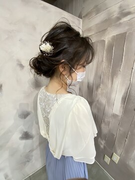 モニュメント(Monument) シニヨンアレンジ