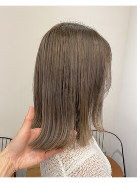 リリアーナ(LILIANA) 【LILIANA】透明感たっぷりSia beige♪